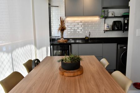 Apartamento à venda com 58m², 2 quartos e 1 vagaSacada