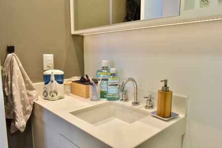 Apartamento à venda com 58m², 2 quartos e 1 vagaBanheiro da Suíte 