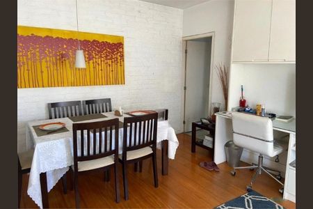 Apartamento à venda com 98m², 3 quartos e 1 vaga Apartamento à venda com 98m², 3 quartos e 1 vagaFoto 02