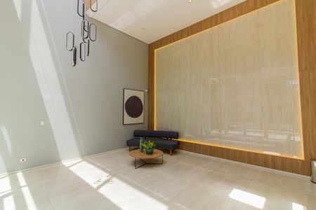 Apartamento à venda com 175m², 3 quartos e 3 vagas Apartamento à venda com 175m², 3 quartos e 3 vagasHall Social