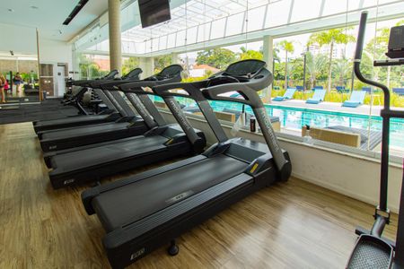 Apartamento à venda com 175m², 3 quartos e 3 vagas Apartamento à venda com 175m², 3 quartos e 3 vagasAcademia