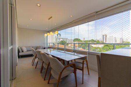 Apartamento à venda com 175m², 3 quartos e 3 vagas Apartamento à venda com 175m², 3 quartos e 3 vagasSala de Jantar / Área Gourmet