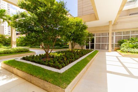 Apartamento à venda com 175m², 3 quartos e 3 vagas Apartamento à venda com 175m², 3 quartos e 3 vagasÁrea comum