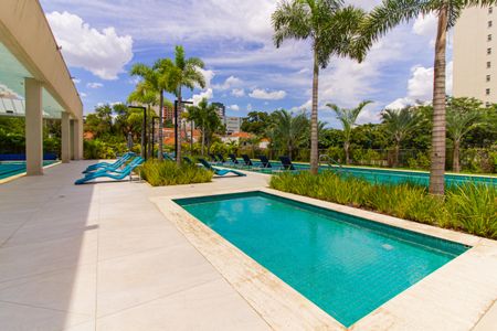 Apartamento à venda com 175m², 3 quartos e 3 vagas Apartamento à venda com 175m², 3 quartos e 3 vagasPiscina