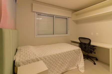 Apartamento à venda com 175m², 3 quartos e 3 vagas Apartamento à venda com 175m², 3 quartos e 3 vagasSuíte 2