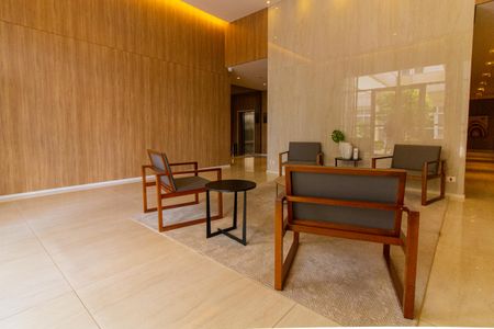 Apartamento à venda com 175m², 3 quartos e 3 vagas Apartamento à venda com 175m², 3 quartos e 3 vagasHall Social