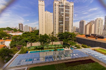 Apartamento à venda com 175m², 3 quartos e 3 vagas Apartamento à venda com 175m², 3 quartos e 3 vagasVistra da Varanda