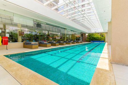 Apartamento à venda com 175m², 3 quartos e 3 vagas Apartamento à venda com 175m², 3 quartos e 3 vagasPiscina Coberta