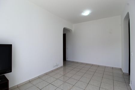 Apartamento para alugar com 47m², 1 quarto e 1 vagaSala