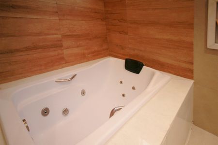 Apartamento à venda com 233m², 3 quartos e 3 vagasBanheiro da Suíte