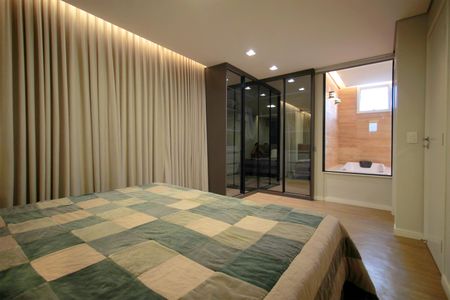 Apartamento à venda com 233m², 3 quartos e 3 vagasSuite