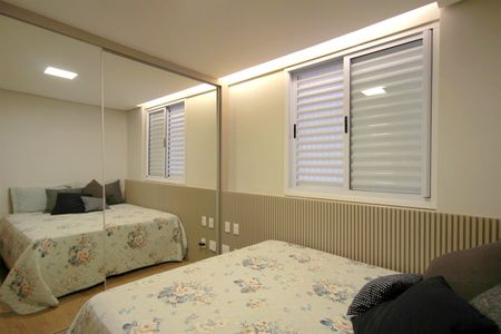 Apartamento à venda com 233m², 3 quartos e 3 vagasQuarto 2