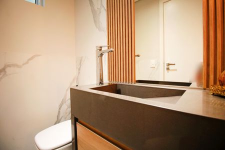 Apartamento à venda com 233m², 3 quartos e 3 vagasLavabo