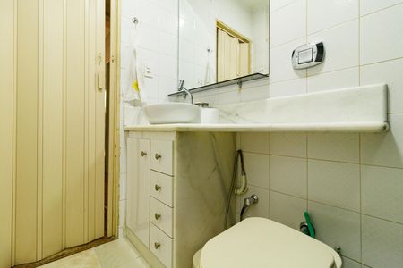 Casa à venda com 84m², 3 quartos e sem vagaBanheiro