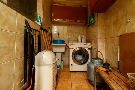 Casa à venda com 84m², 3 quartos e sem vagaÁrea de Serviço