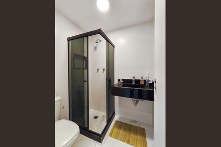 Apartamento à venda com 72m², 2 quartos e 1 vaga Apartamento à venda com 72m², 2 quartos e 1 vagaBanheiro