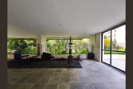 Apartamento à venda com 72m², 2 quartos e 1 vaga Apartamento à venda com 72m², 2 quartos e 1 vagaÁrea comum - Academia