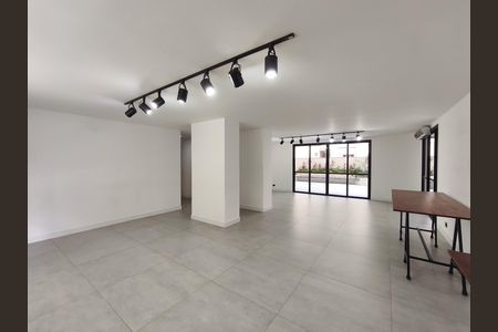 Apartamento à venda com 72m², 2 quartos e 1 vaga Apartamento à venda com 72m², 2 quartos e 1 vagaÁrea comum - Salão de festas