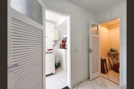 Apartamento à venda com 72m², 2 quartos e 1 vaga Apartamento à venda com 72m², 2 quartos e 1 vagaQuarto de Serviço
