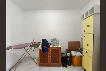 Apartamento à venda com 72m², 2 quartos e 1 vaga Apartamento à venda com 72m², 2 quartos e 1 vagaQuarto de Serviço