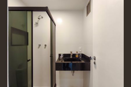 Apartamento à venda com 72m², 2 quartos e 1 vaga Apartamento à venda com 72m², 2 quartos e 1 vagaBanheiro