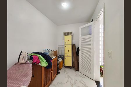 Apartamento à venda com 72m², 2 quartos e 1 vaga Apartamento à venda com 72m², 2 quartos e 1 vagaQuarto de Serviço