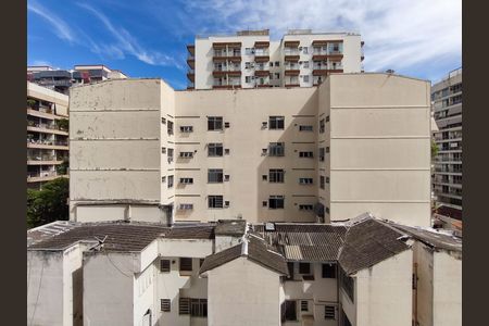 Apartamento à venda com 72m², 2 quartos e 1 vaga Apartamento à venda com 72m², 2 quartos e 1 vagaVista da Suíte