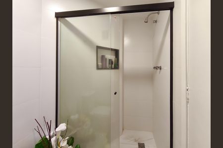 Apartamento à venda com 72m², 2 quartos e 1 vaga Apartamento à venda com 72m², 2 quartos e 1 vagaBanheiro da Suíte