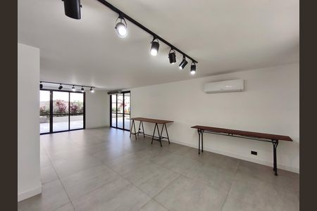 Apartamento à venda com 72m², 2 quartos e 1 vaga Apartamento à venda com 72m², 2 quartos e 1 vagaÁrea comum - Salão de festas