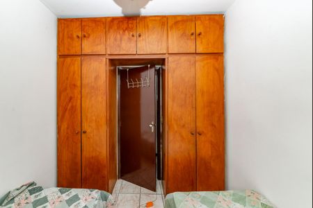 Apartamento para alugar com 64m², 3 quartos e 1 vagaQuarto 2