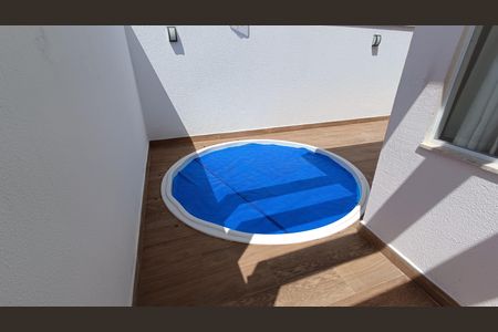 Casa de condomínio para alugar com 170m², 3 quartos e 4 vagasÁrea comum - Piscina