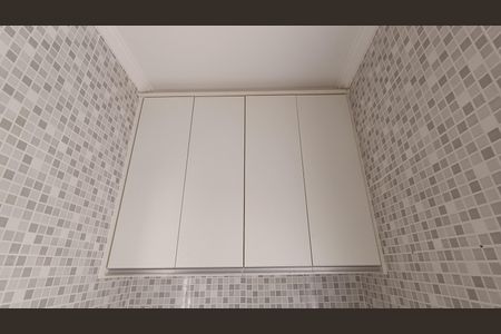 Casa de condomínio para alugar com 170m², 3 quartos e 4 vagasÁrea de Serviço