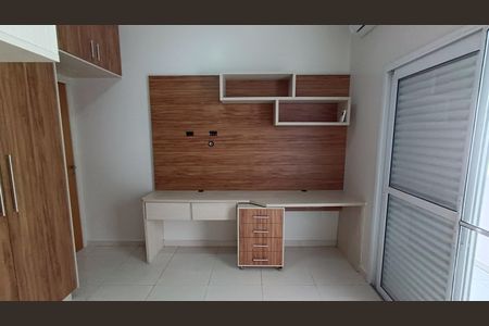 Casa de condomínio para alugar com 170m², 3 quartos e 4 vagasSuíte 1