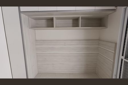 Casa de condomínio para alugar com 170m², 3 quartos e 4 vagasSuíte 2