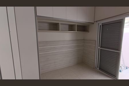 Casa de condomínio para alugar com 170m², 3 quartos e 4 vagasSuíte 2