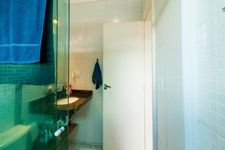 Casa à venda com 72m², 3 quartos e 2 vagasBanheiro da Suíte 2