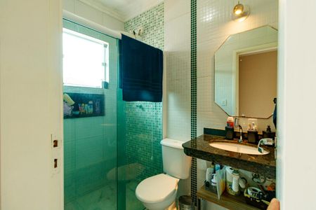 Casa à venda com 72m², 3 quartos e 2 vagasBanheiro da Suíte 2