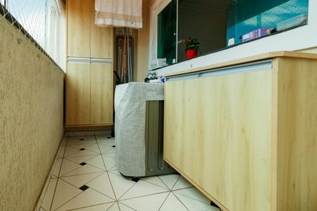 Casa à venda com 72m², 3 quartos e 2 vagasÁrea de Serviço