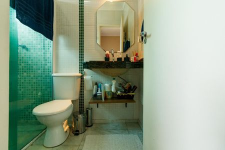 Casa à venda com 72m², 3 quartos e 2 vagasBanheiro da Suíte 2