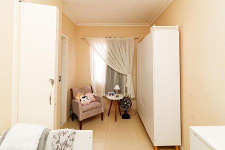 Casa à venda com 72m², 3 quartos e 2 vagasSuíte