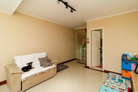 Casa à venda com 72m², 3 quartos e 2 vagasSala