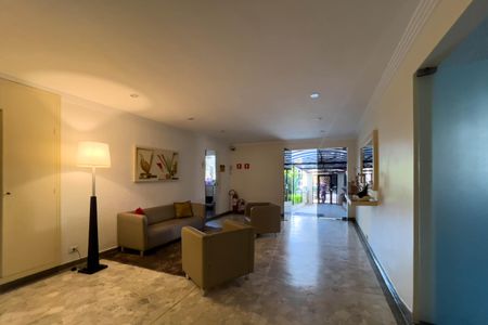 Apartamento à venda com 57m², 1 quarto e sem vaga Apartamento à venda com 57m², 1 quarto e sem vagaHall de entrada