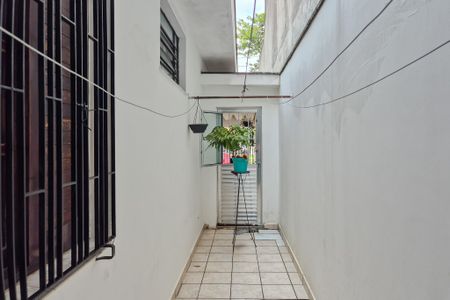 Casa à venda com 97m², 3 quartos e 3 vagas Casa à venda com 97m², 3 quartos e 3 vagasCorredor