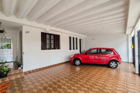 Casa à venda com 97m², 3 quartos e 3 vagas Casa à venda com 97m², 3 quartos e 3 vagasGaragem
