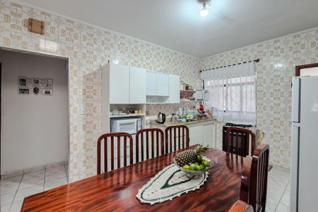 Casa à venda com 97m², 3 quartos e 3 vagas Casa à venda com 97m², 3 quartos e 3 vagasCozinha