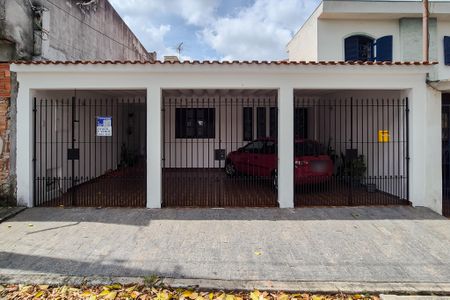 Casa à venda com 97m², 3 quartos e 3 vagas Casa à venda com 97m², 3 quartos e 3 vagasfachada