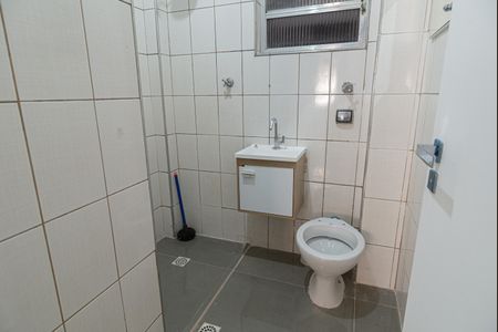 Apartamento à venda com 36m², 1 quarto e sem vaga Apartamento à venda com 36m², 1 quarto e sem vagaBanheiro da Suíte