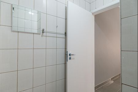 Apartamento à venda com 36m², 1 quarto e sem vaga Apartamento à venda com 36m², 1 quarto e sem vagaBanheiro da Suíte