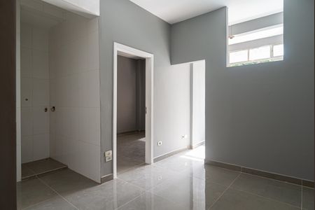Apartamento à venda com 36m², 1 quarto e sem vaga Apartamento à venda com 36m², 1 quarto e sem vagaSala