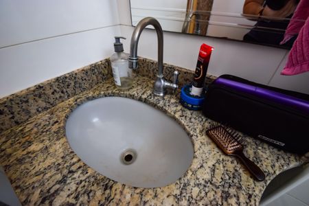 Apartamento à venda com 79m², 3 quartos e 1 vaga Apartamento à venda com 79m², 3 quartos e 1 vagaBanheiro Social